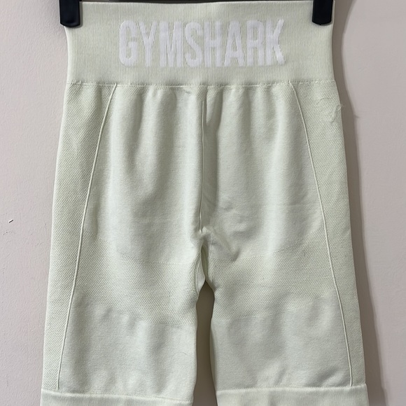NEW Gymshark Flex Cycling Bike Shorts Light Green Yellow Marl Size Medium - Picture 8 of 9